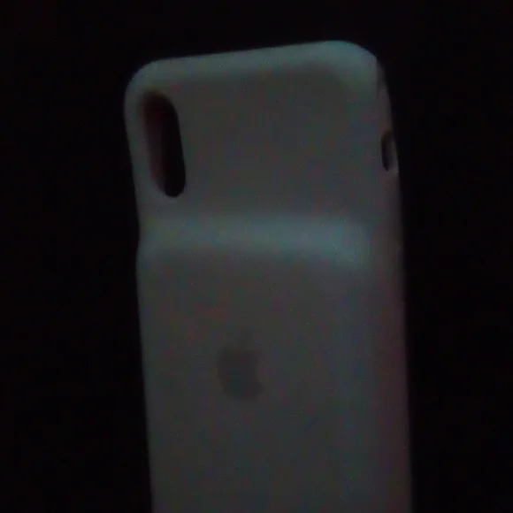 Iphone x r crewing on charger